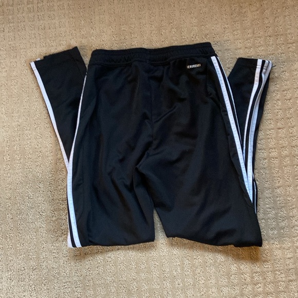 Adidas pants - Picture 3 of 3